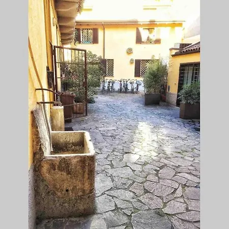 The Small Cozy Studio Porta Venezia Apartment *